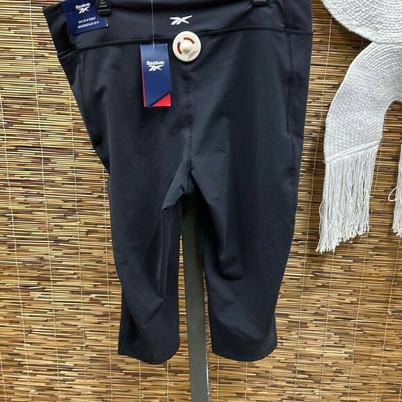 Reebok Womens Standard Lux Capri Leggings Black Size 4X - Picture 3 of 3